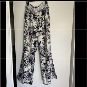 Sound/Style Linen Pants